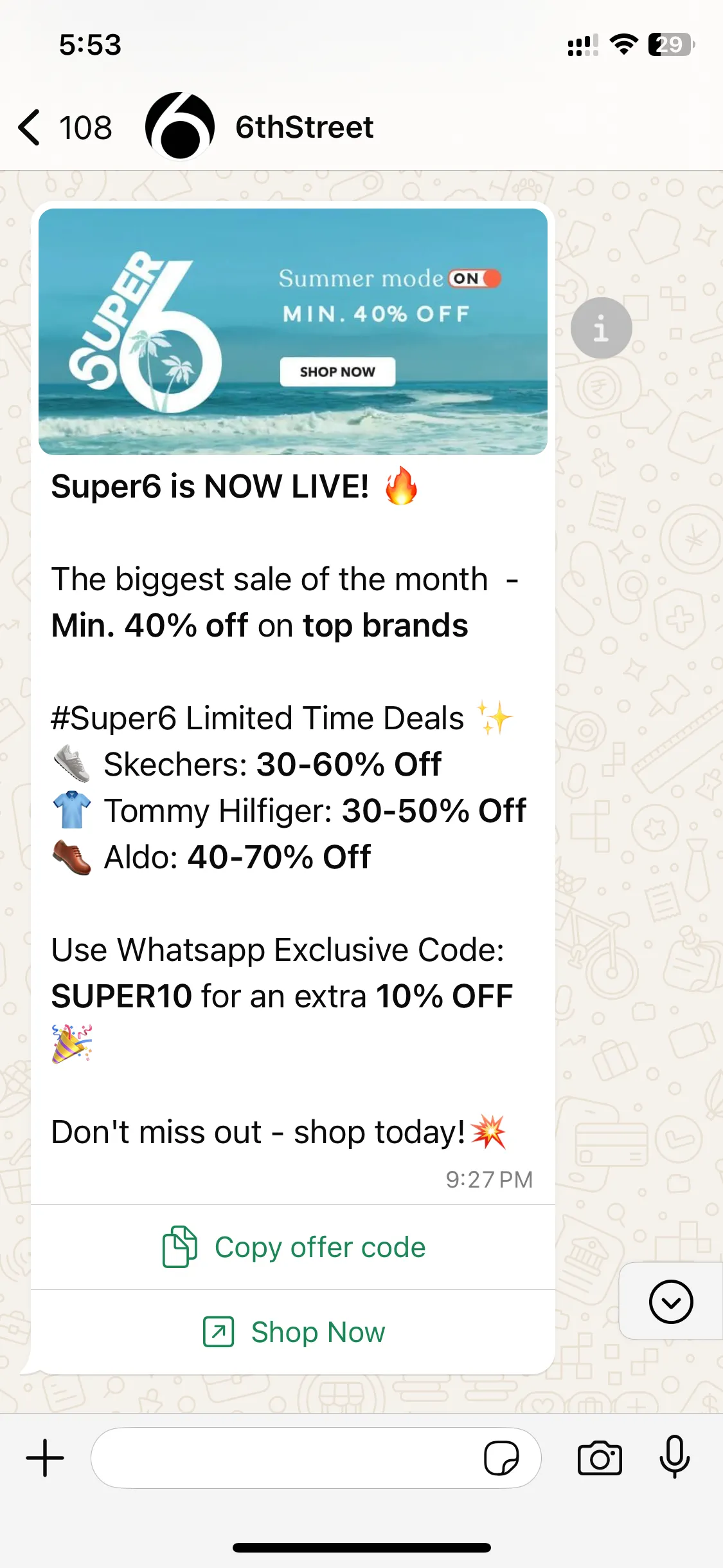 Uma mensagem de marketing da 6thStreet enviada no WhatsApp.