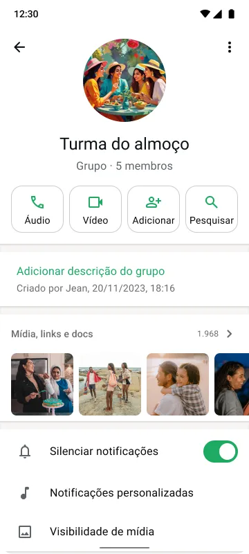 Tela de um celular mostrando um grupo com o nome "Clube do almoço" com cinco membros, botões para ligação e pesquisa e notificações silenciadas.