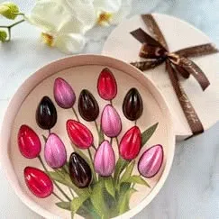 Art di Cacao flower display